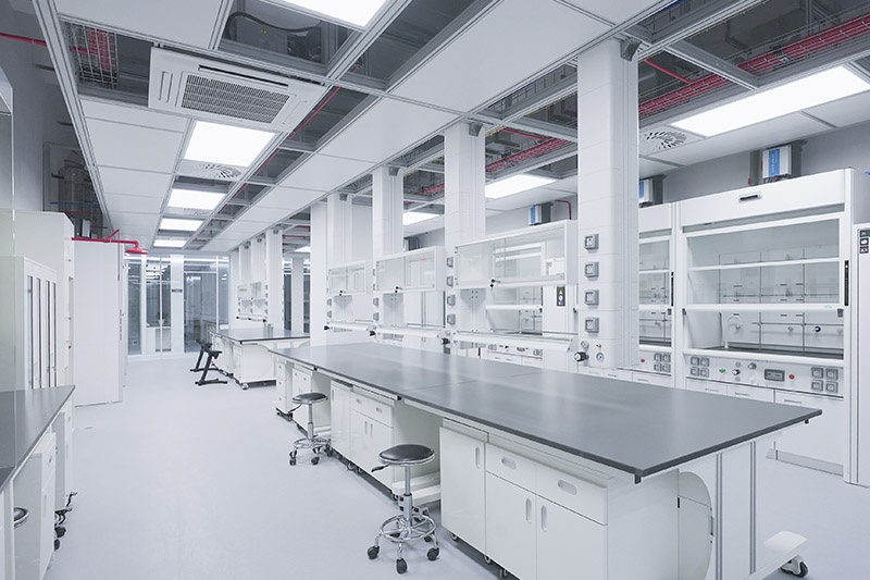 保靖实验室革新：安全与科技的现代融合